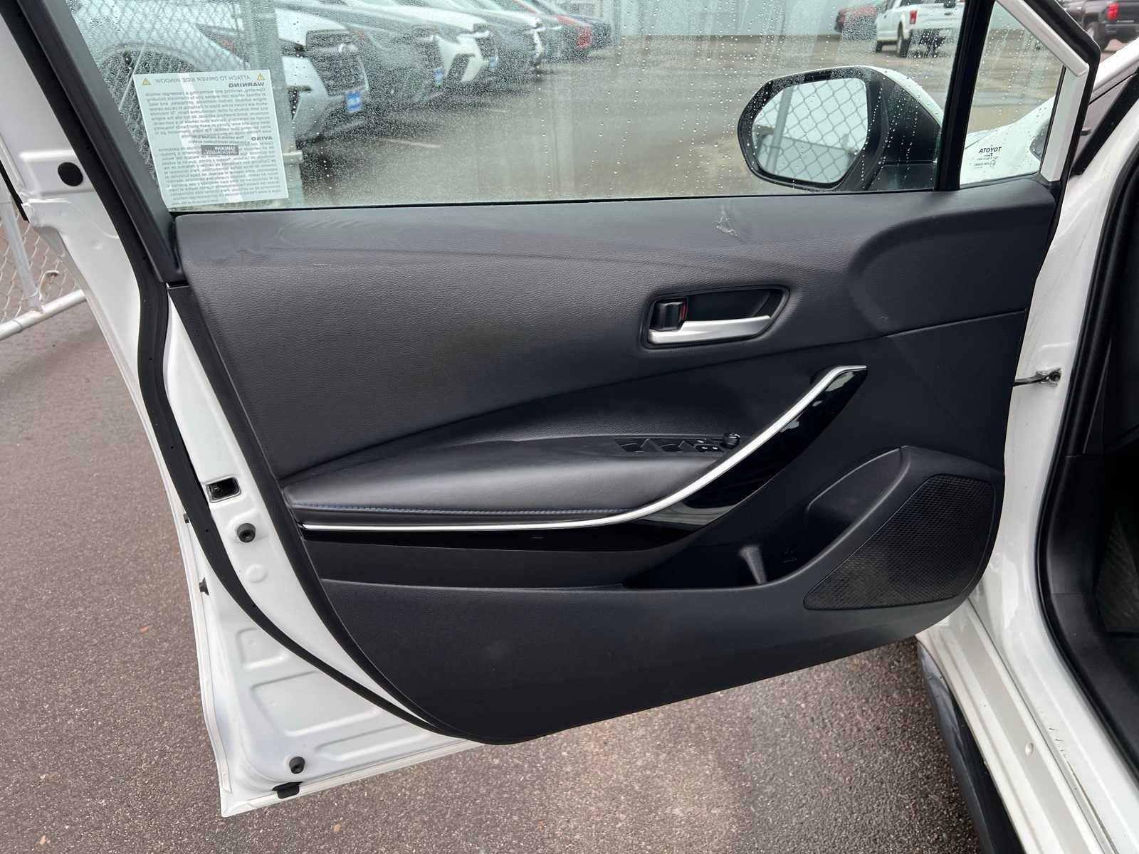 Thumbnail: 2021 Toyota Corolla - 16