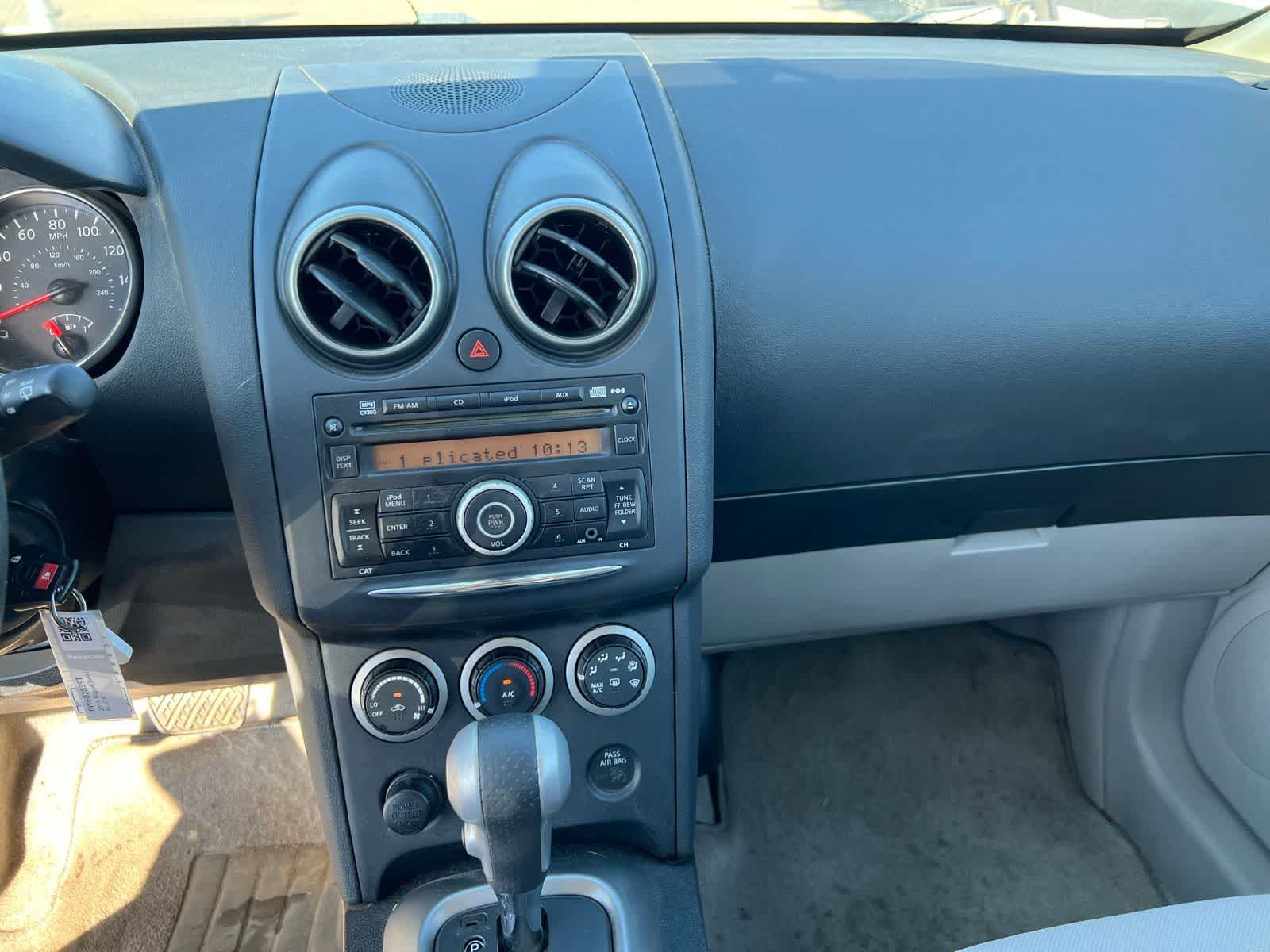 Thumbnail: 2014 Nissan Rogue - 31