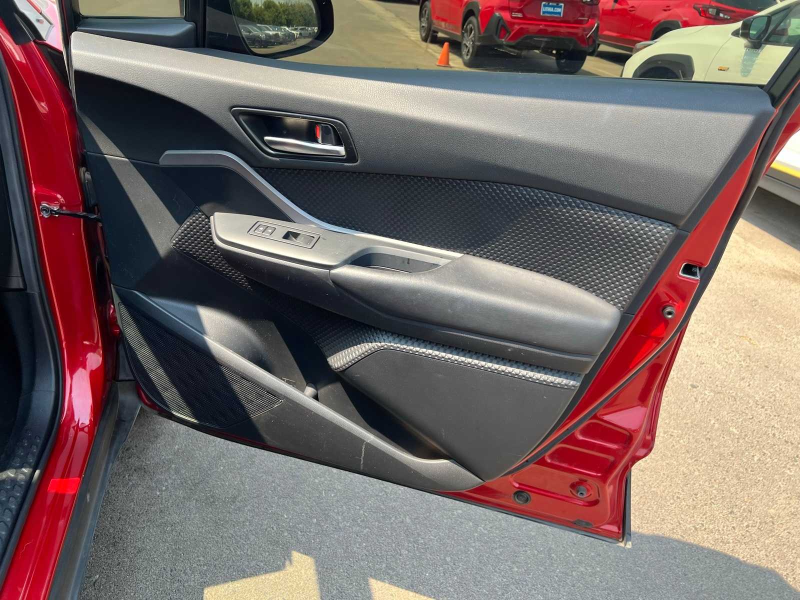 Thumbnail: 2020 Toyota C-HR - 27