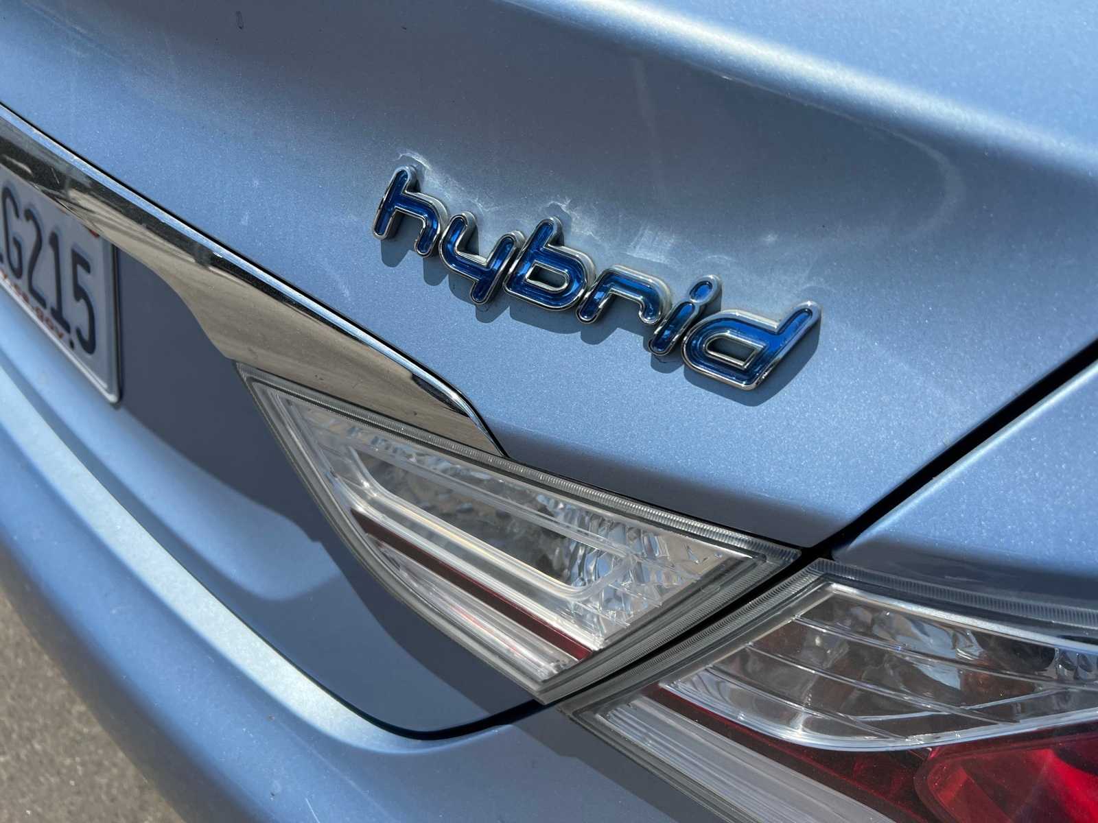 Thumbnail: 2012 Hyundai Sonata - 7
