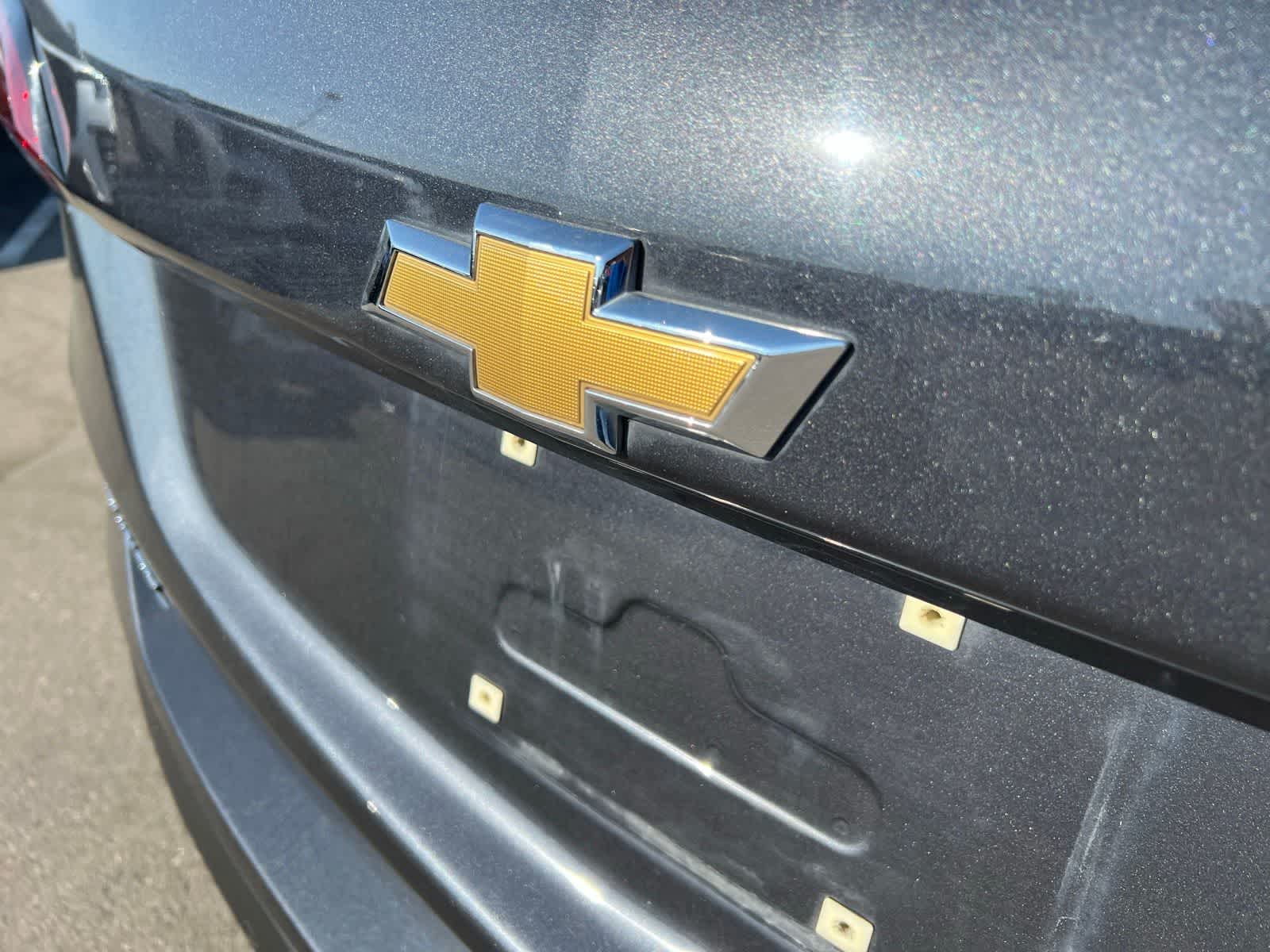 Thumbnail: 2022 Chevrolet Equinox - 6