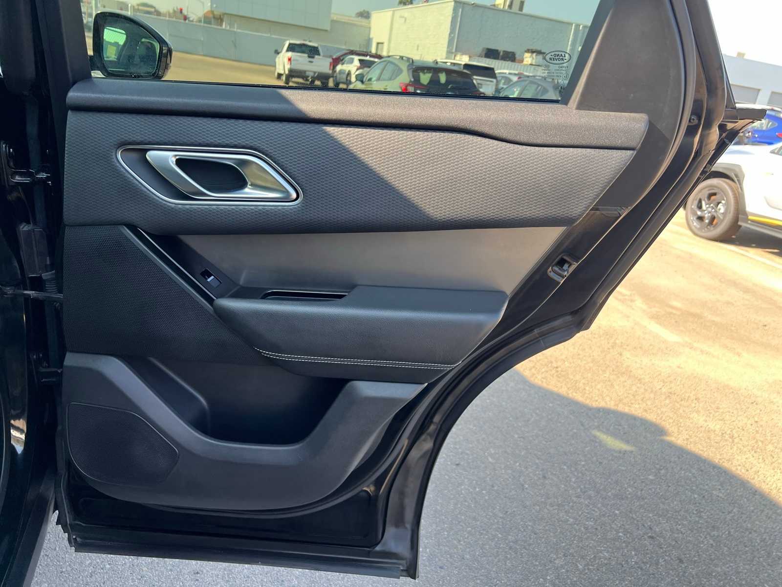 Thumbnail: 2020 Land Rover Range Rover Velar - 24