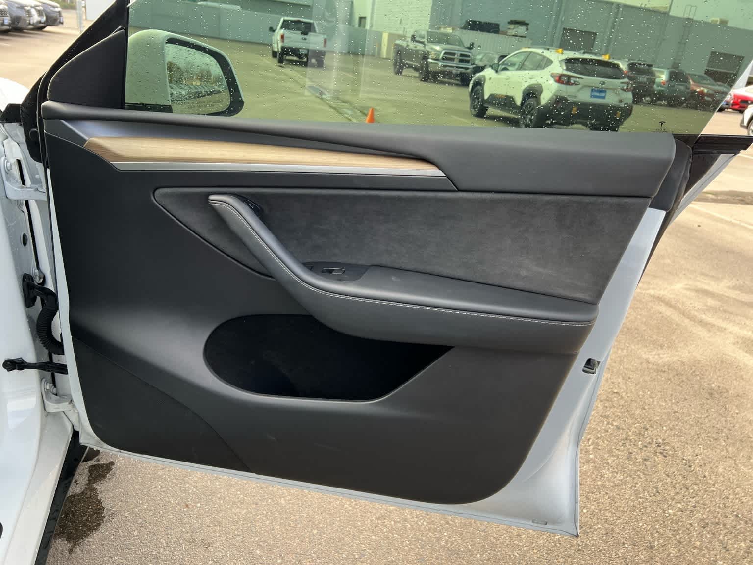 Thumbnail: 2023 Tesla Model Y - 26