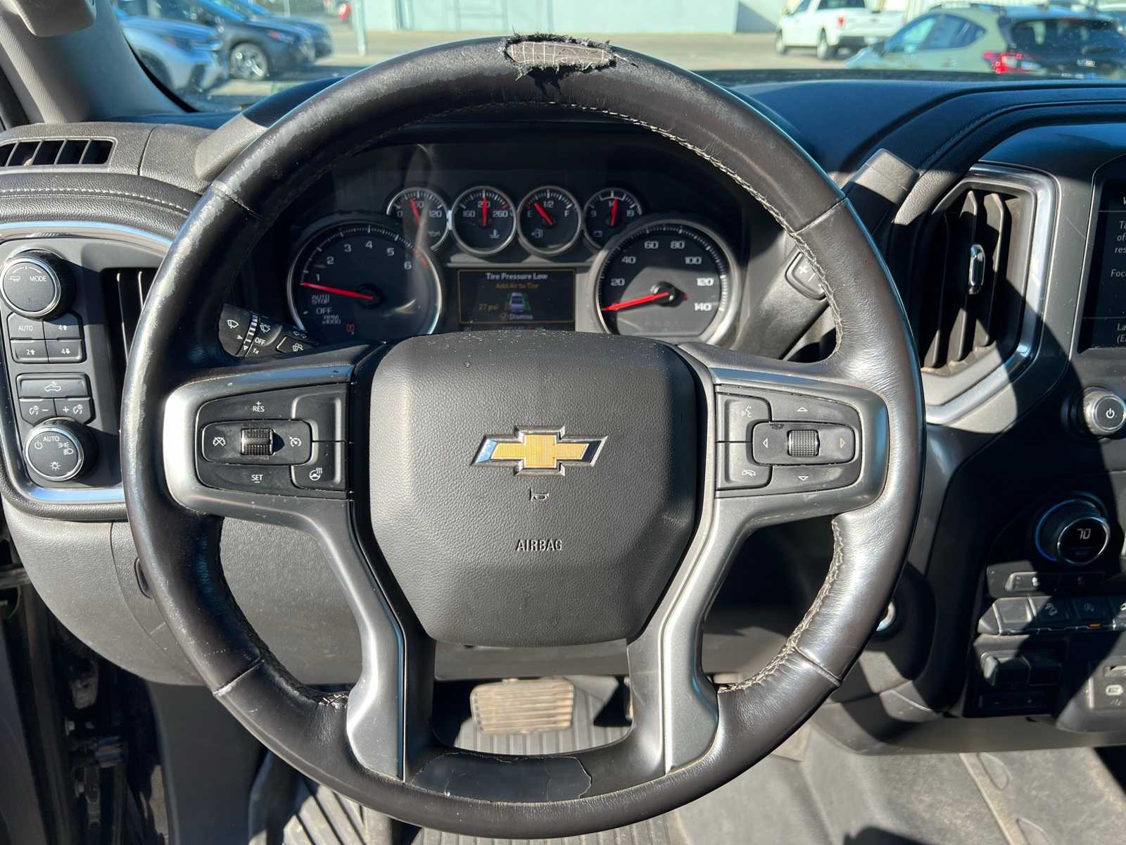 Thumbnail: 2020 Chevrolet Silverado 1500 - 29