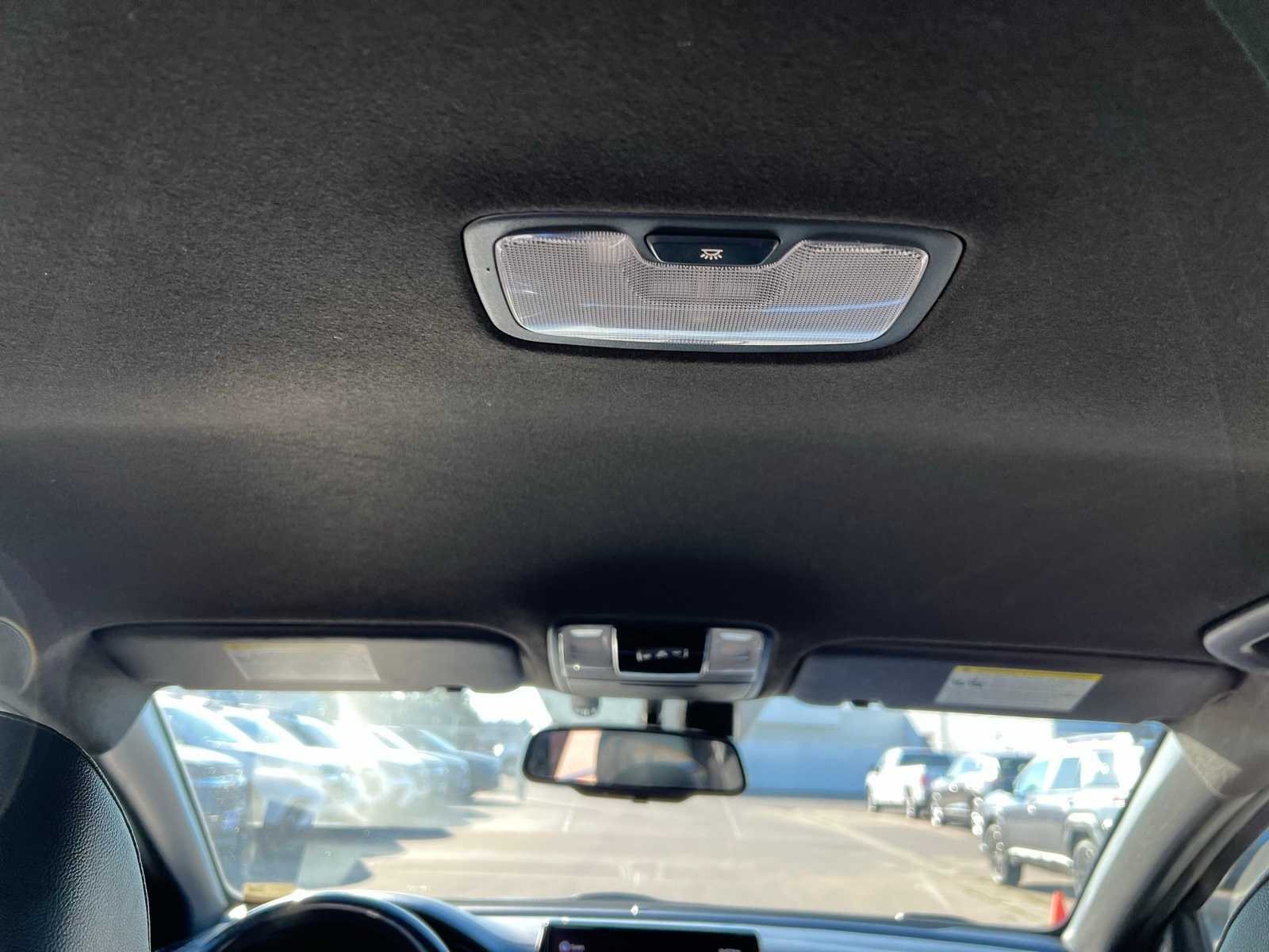 Thumbnail: 2022 Kia Forte - 30