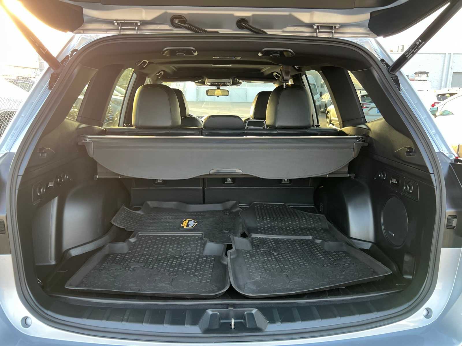 Thumbnail: 2024 Subaru Forester - 8