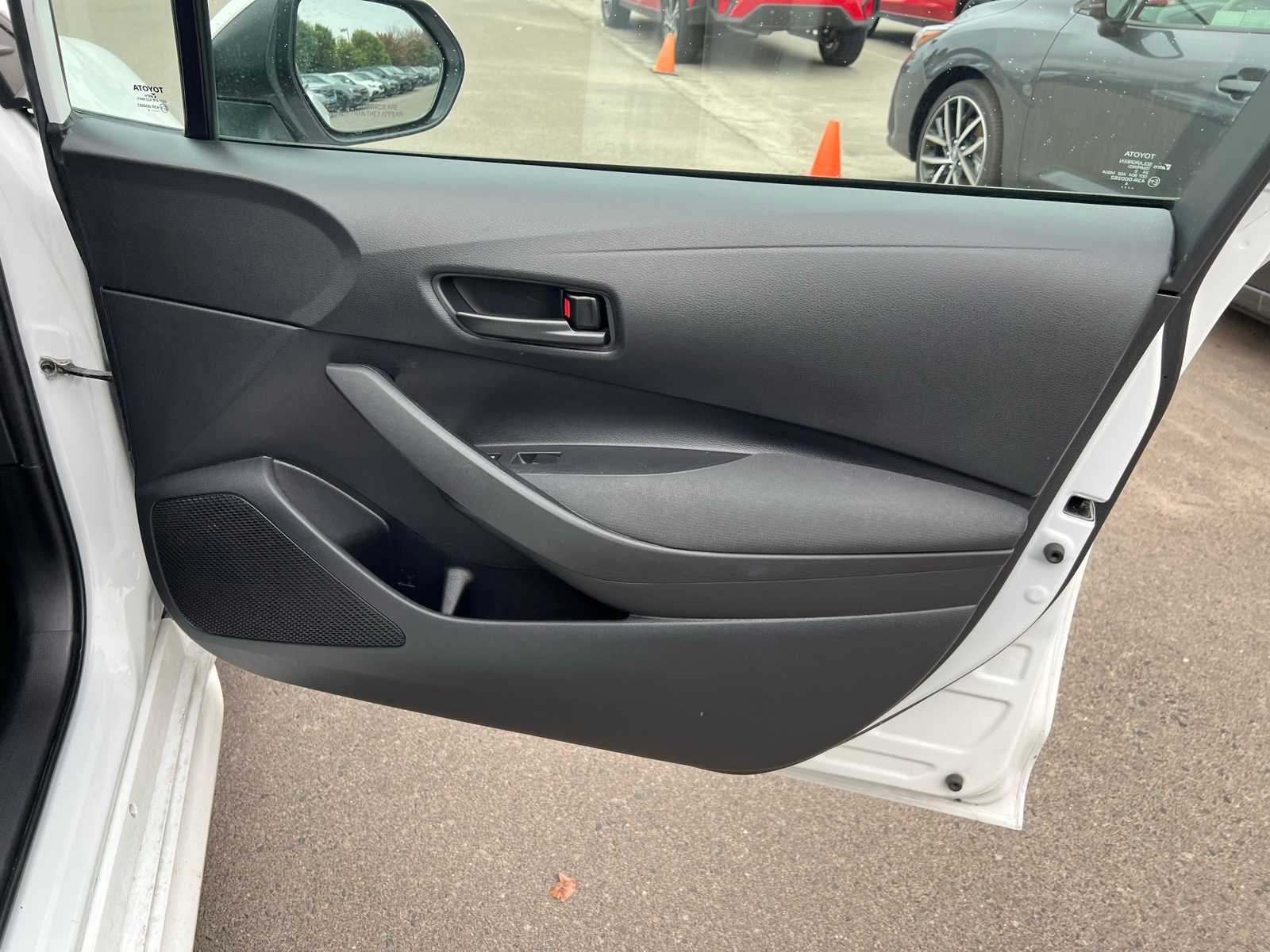 Thumbnail: 2022 Toyota Corolla - 28