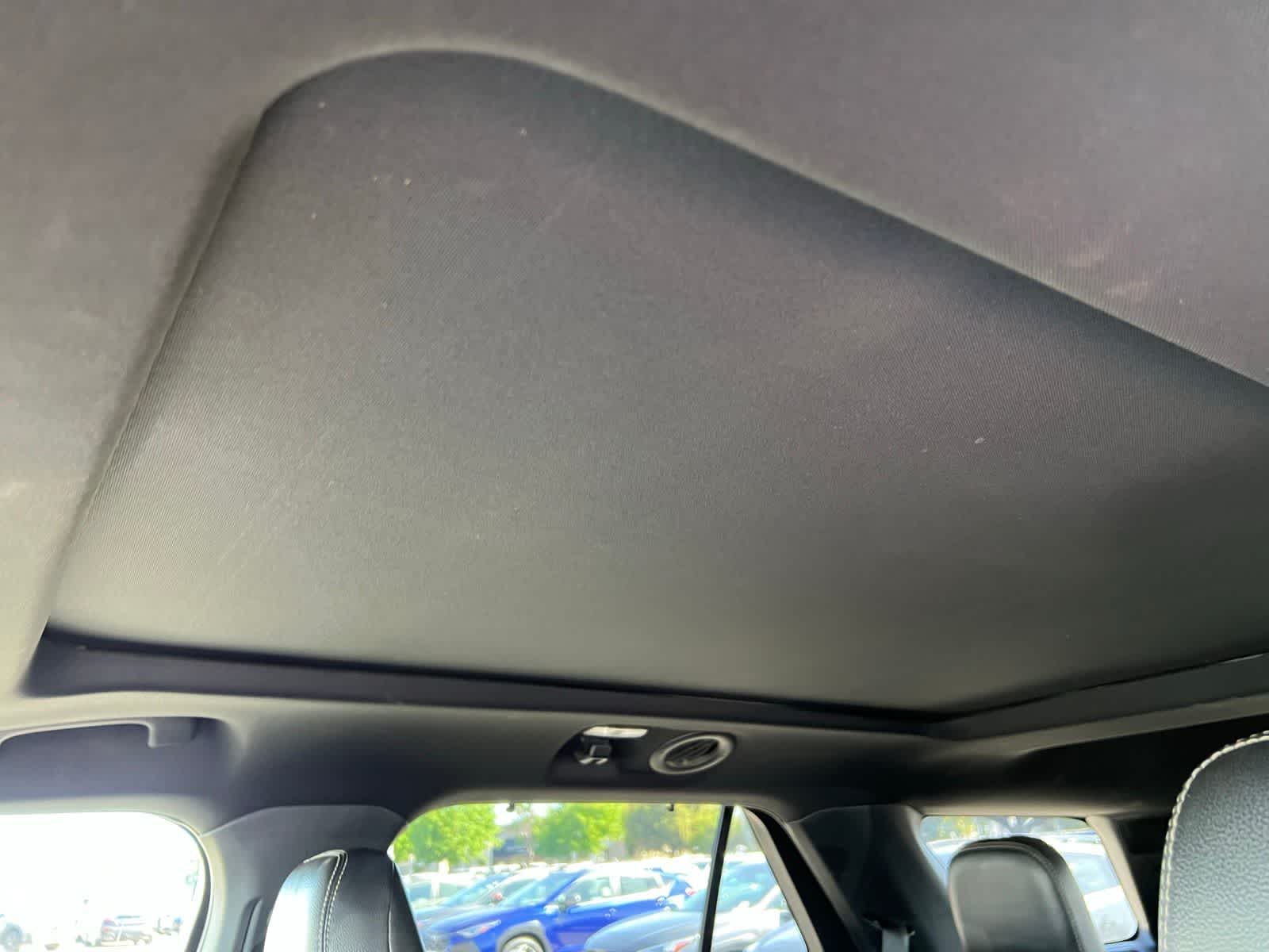 Thumbnail: 2020 Ford Explorer - 33