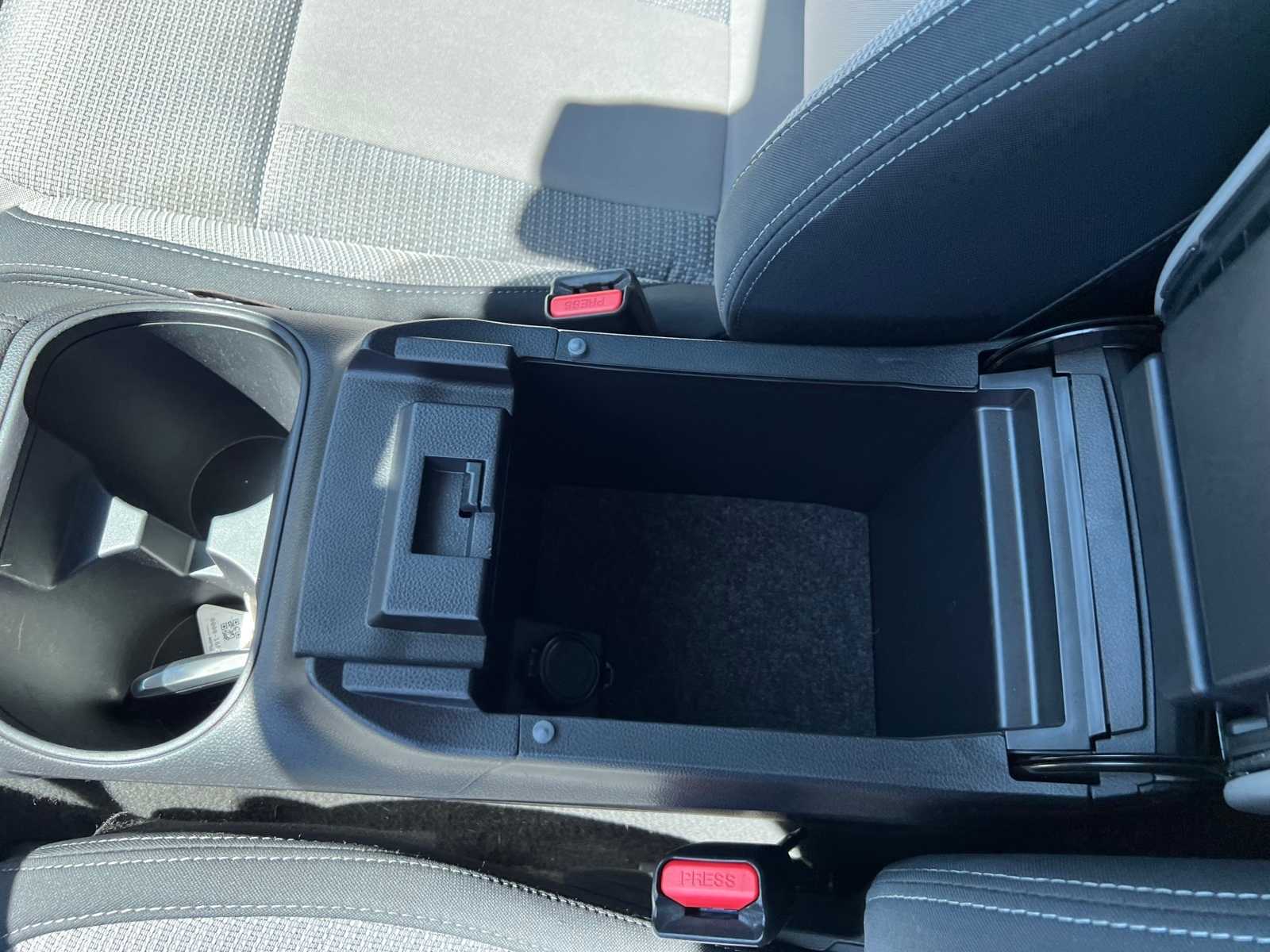 2023 Subaru Outback Premium 41