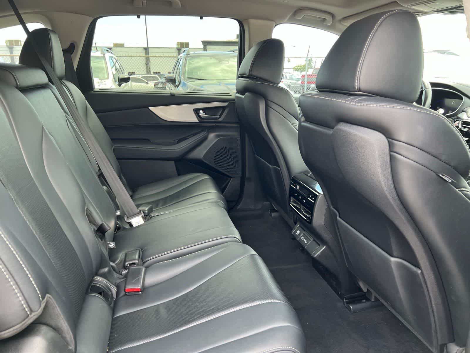 Thumbnail: 2023 Acura MDX - 22