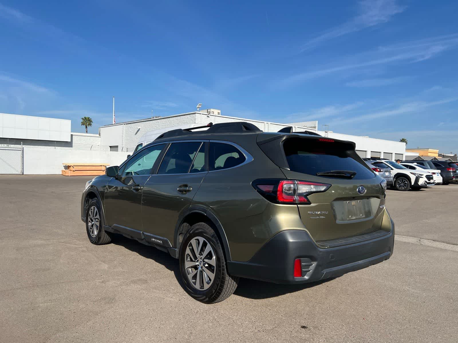 Thumbnail: 2022 Subaru Outback - 3
