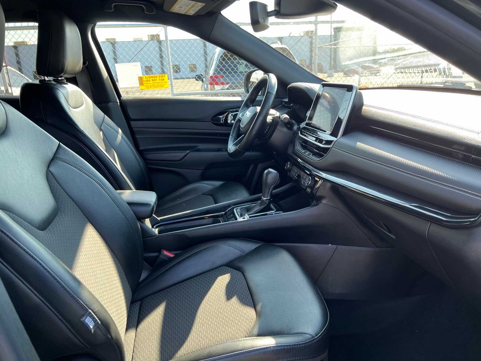 Thumbnail: 2022 Jeep Compass - 26