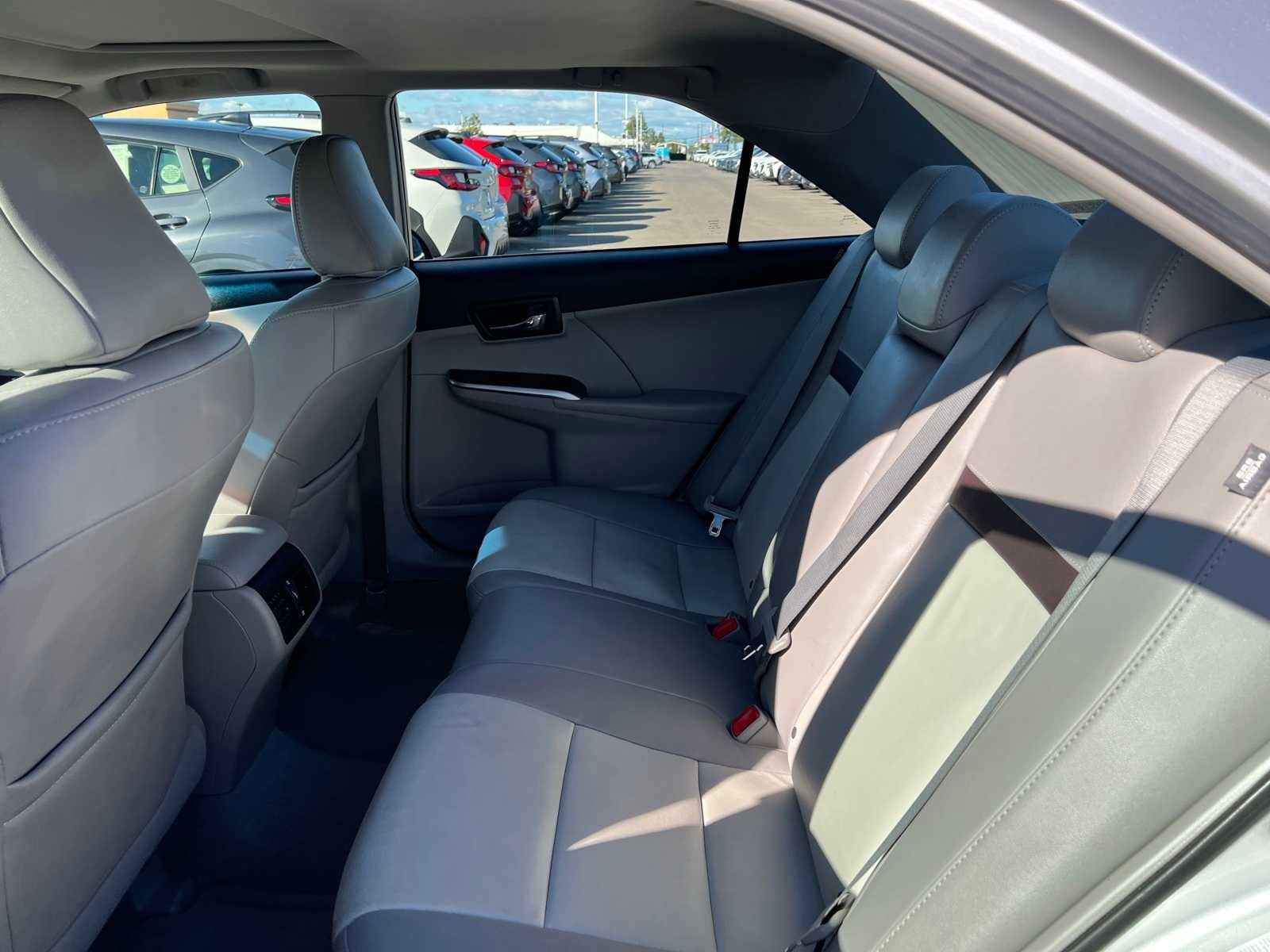 Thumbnail: 2012 Toyota Camry - 19