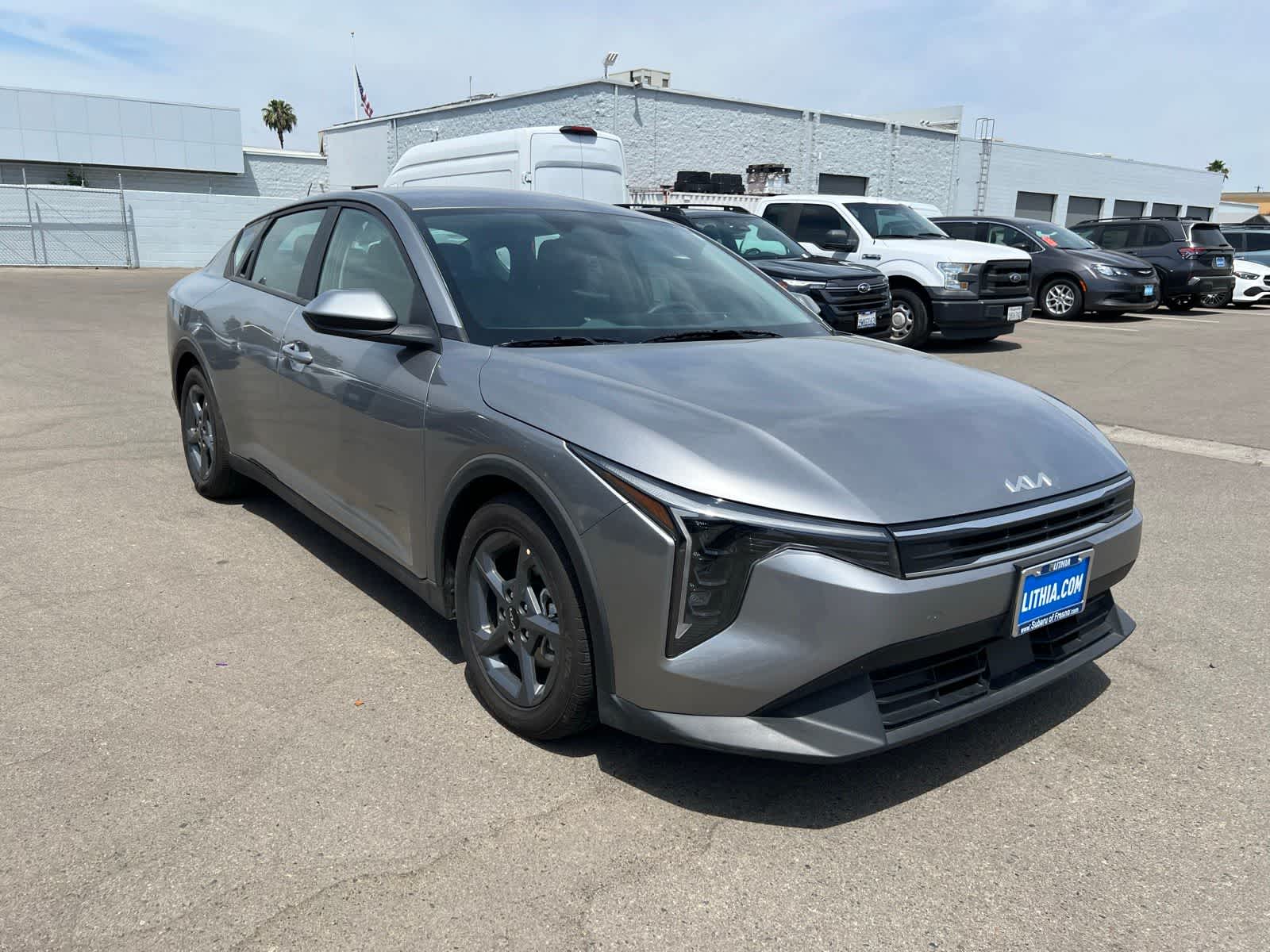 Thumbnail: 2025 Kia K4 - 10
