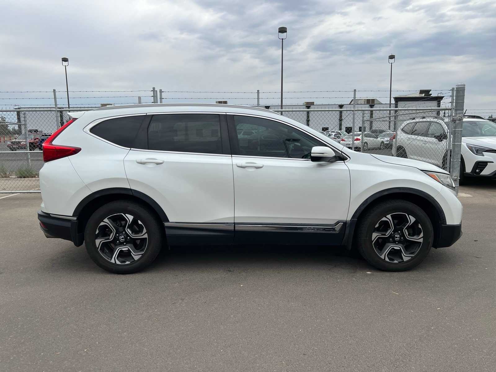 Thumbnail: 2017 Honda CR-V - 8