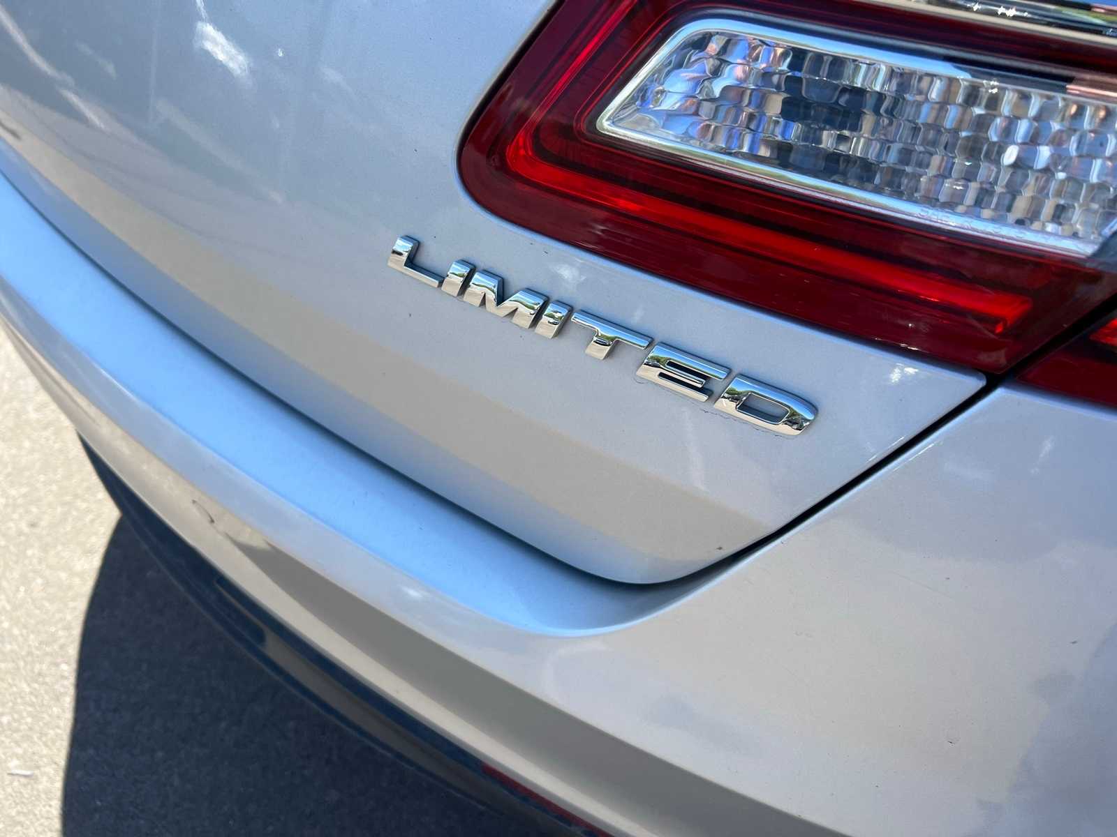 Thumbnail: 2019 Ford Taurus - 7