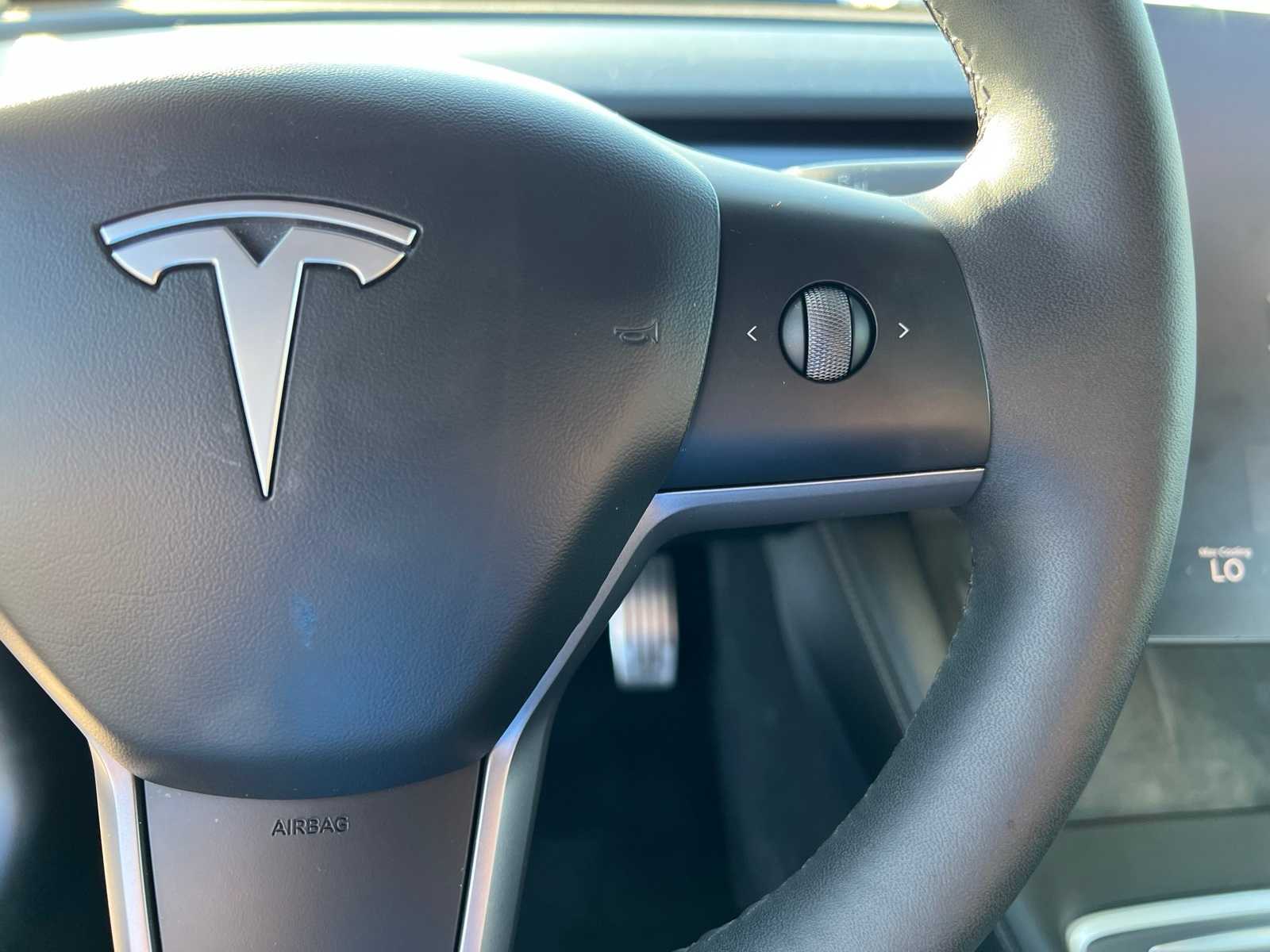 Thumbnail: 2023 Tesla Model 3 - 35