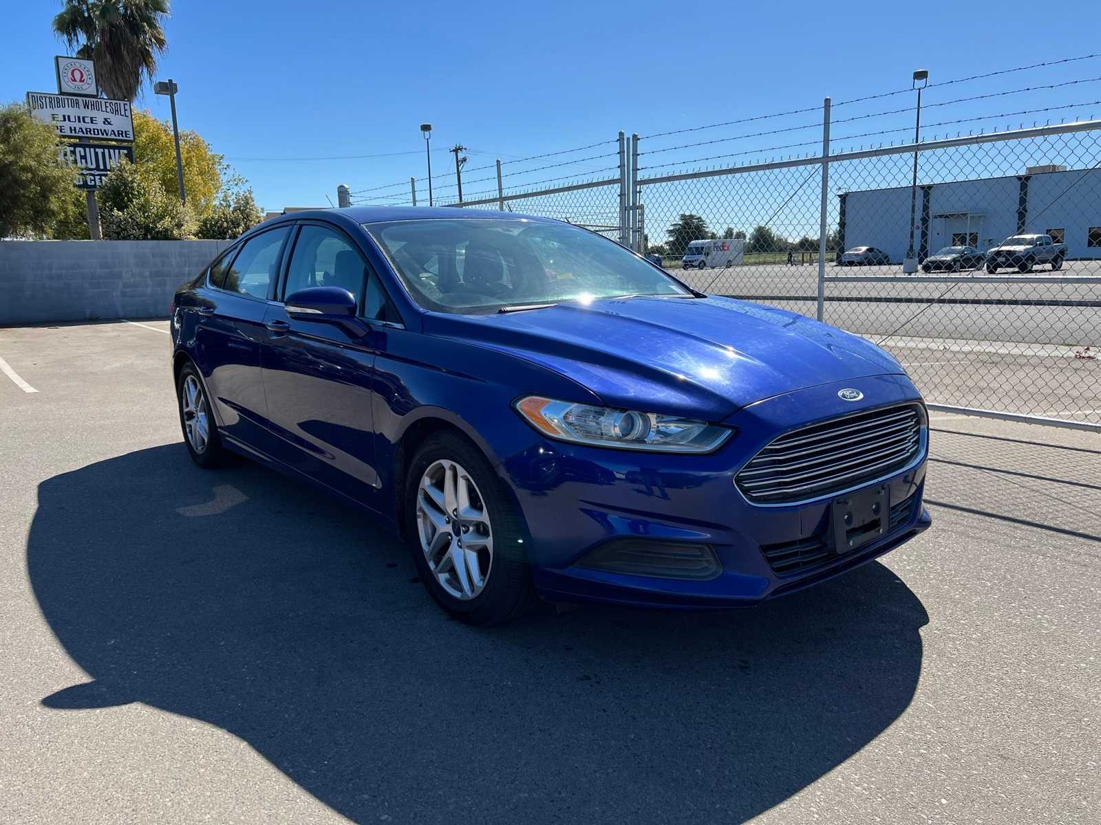 Thumbnail: 2016 Ford Fusion - 11