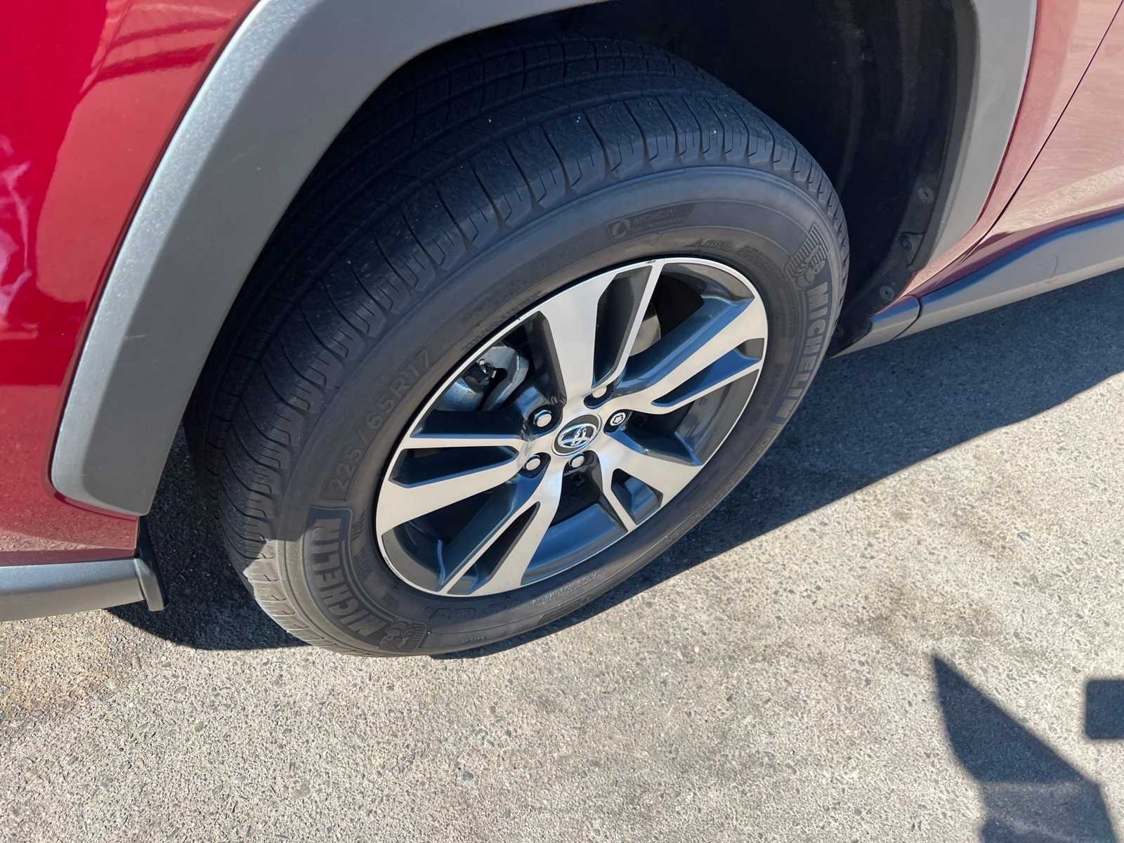 Thumbnail: 2021 Toyota RAV4 - 12