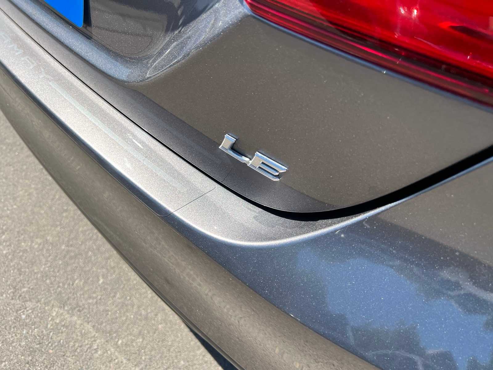 Thumbnail: 2018 Toyota Camry - 6