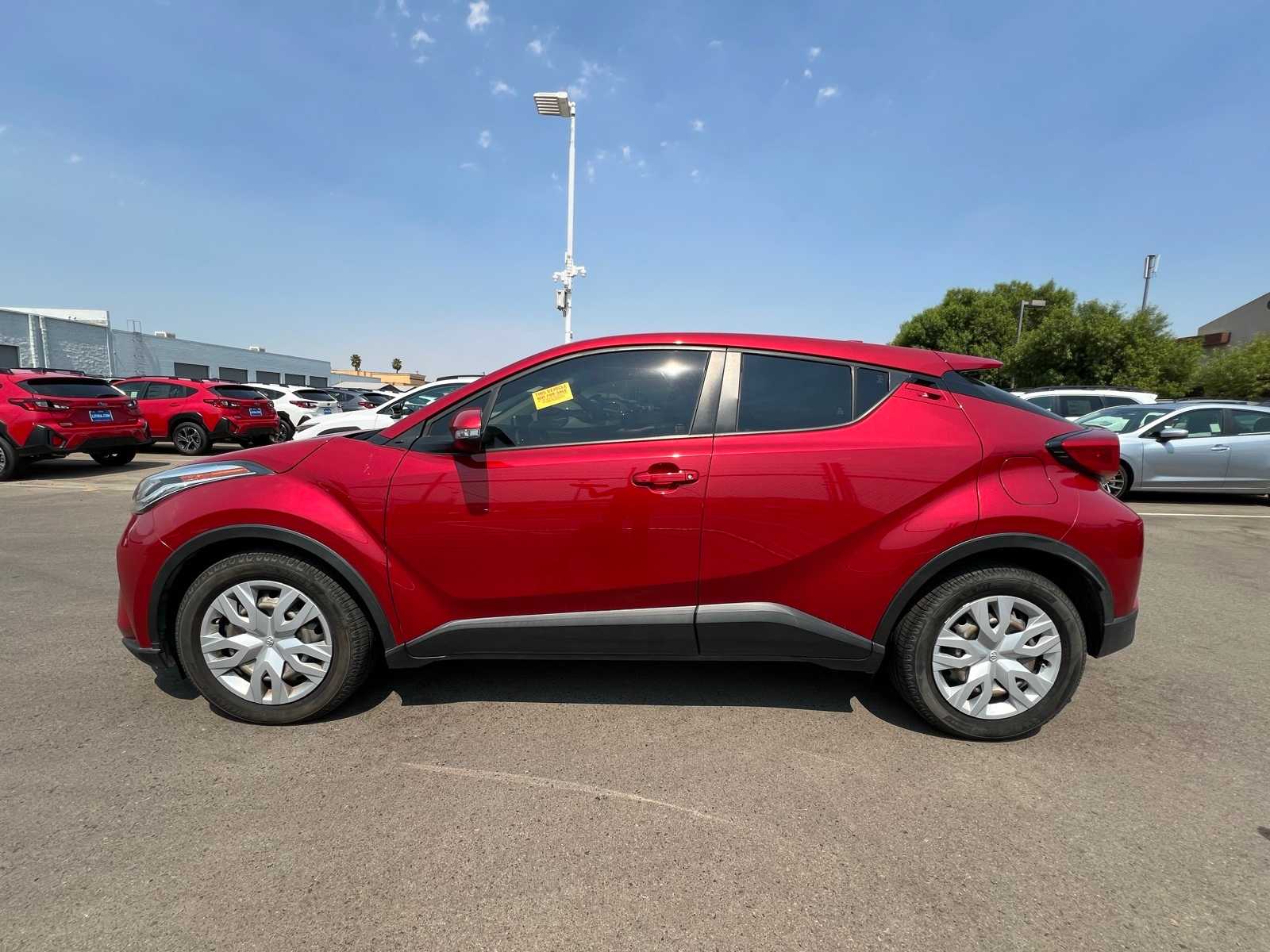 Thumbnail: 2020 Toyota C-HR - 2
