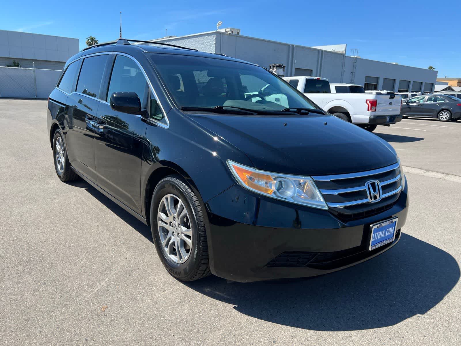 Thumbnail: 2011 Honda Odyssey - 10