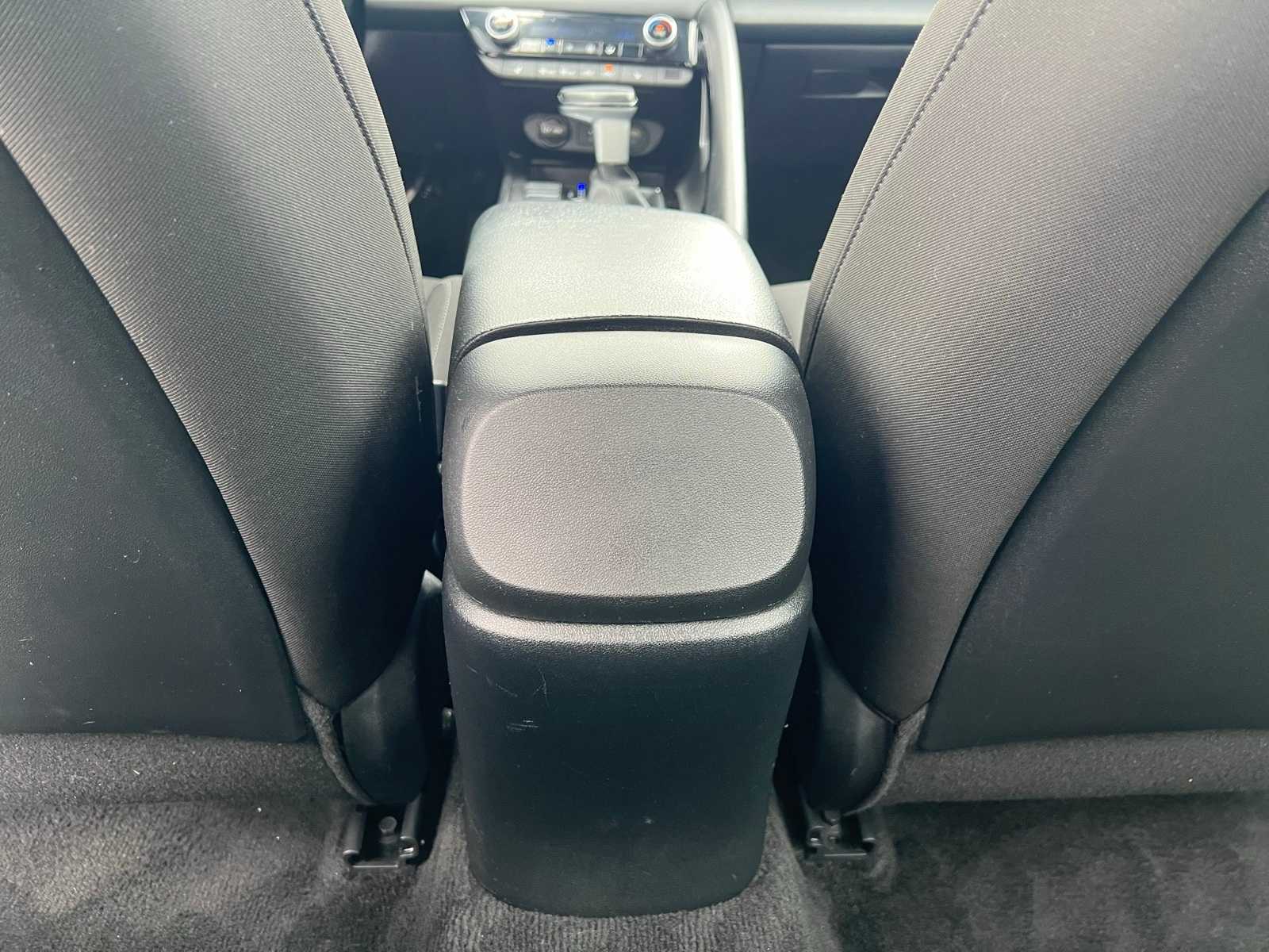 Thumbnail: 2023 Hyundai Elantra - 31