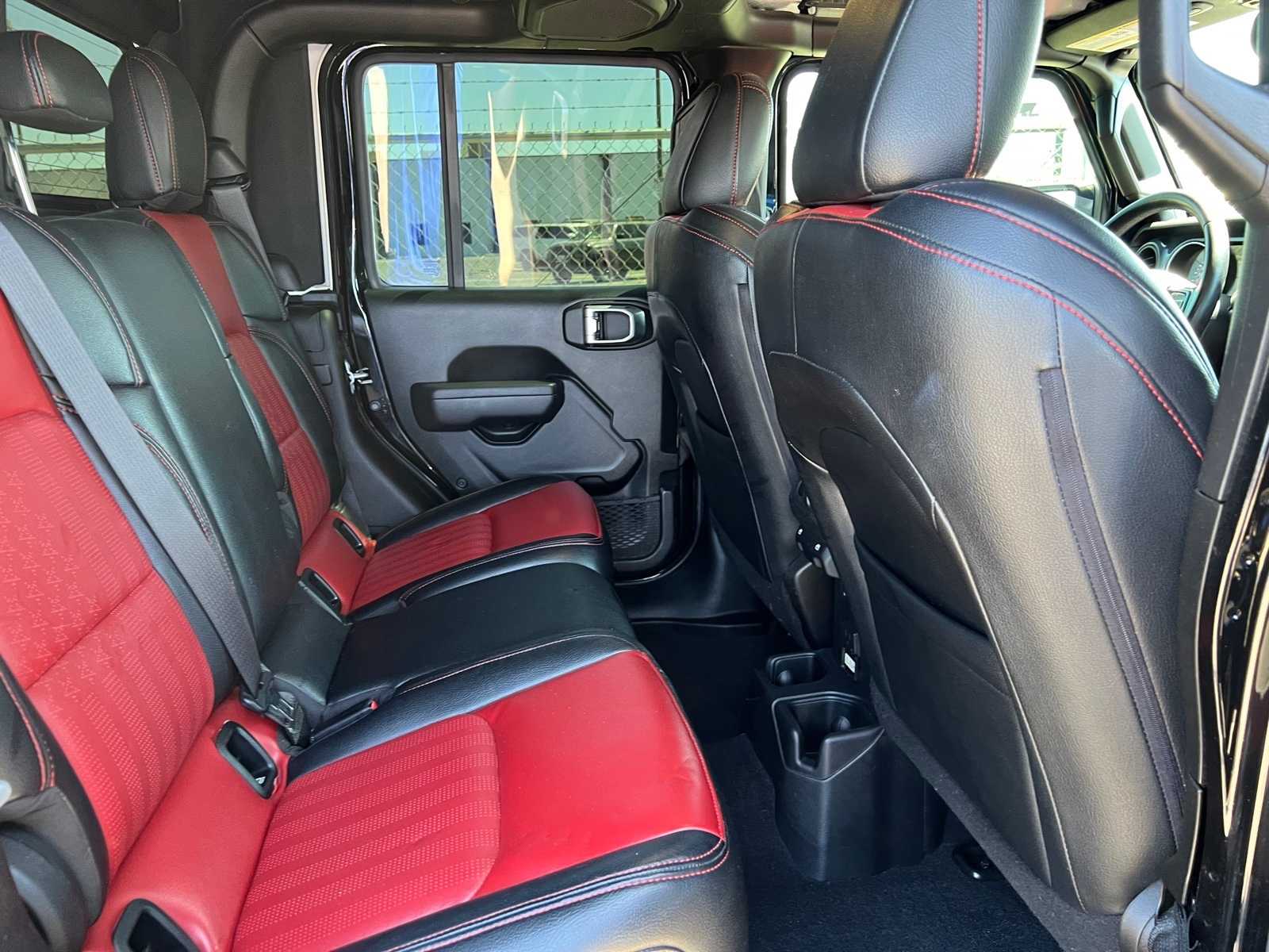 Thumbnail: 2022 Jeep Gladiator - 20