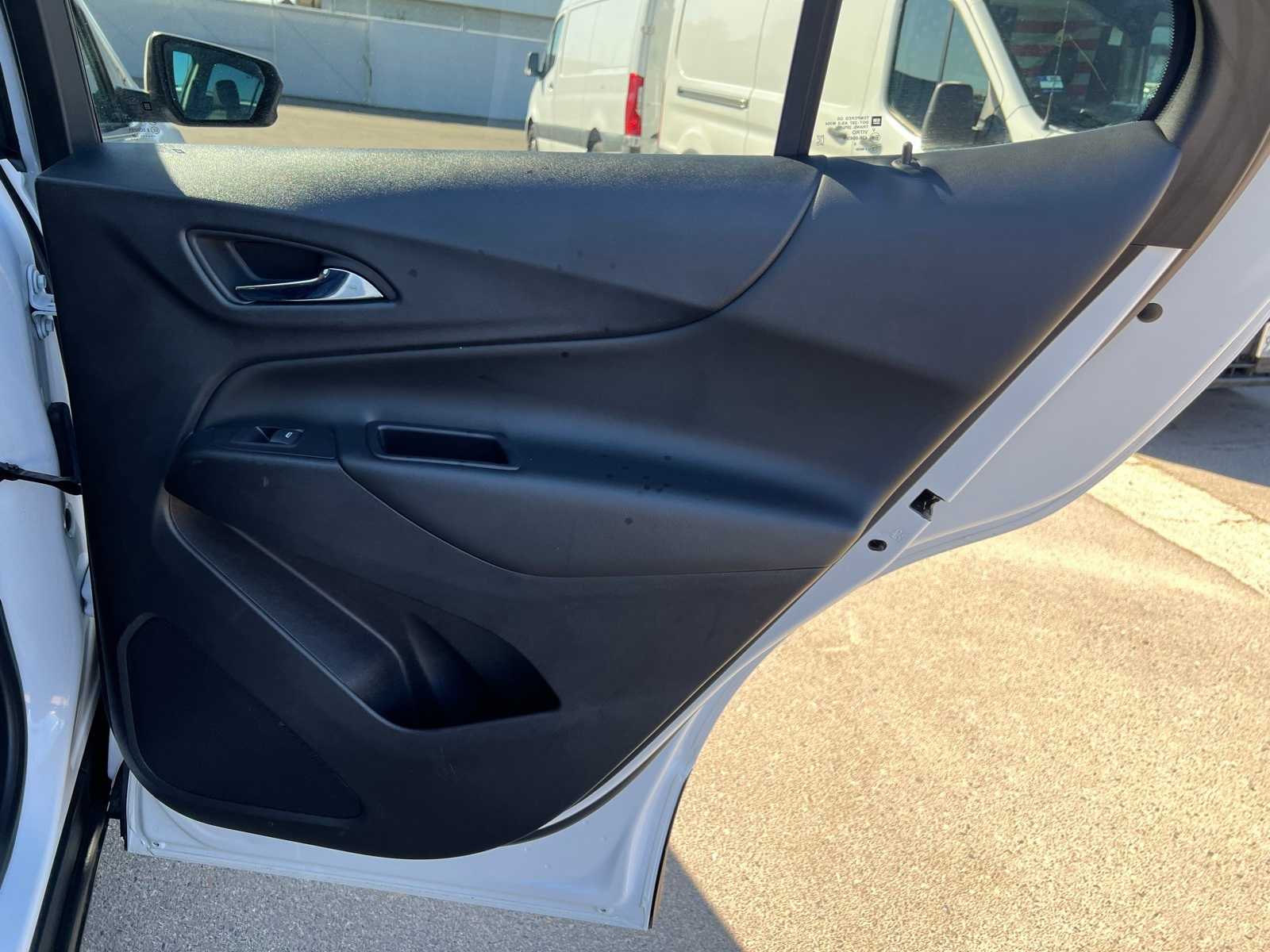 Thumbnail: 2020 Chevrolet Equinox - 24