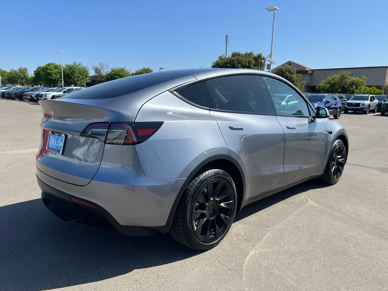 Thumbnail: 2025 Tesla Model Y - 8