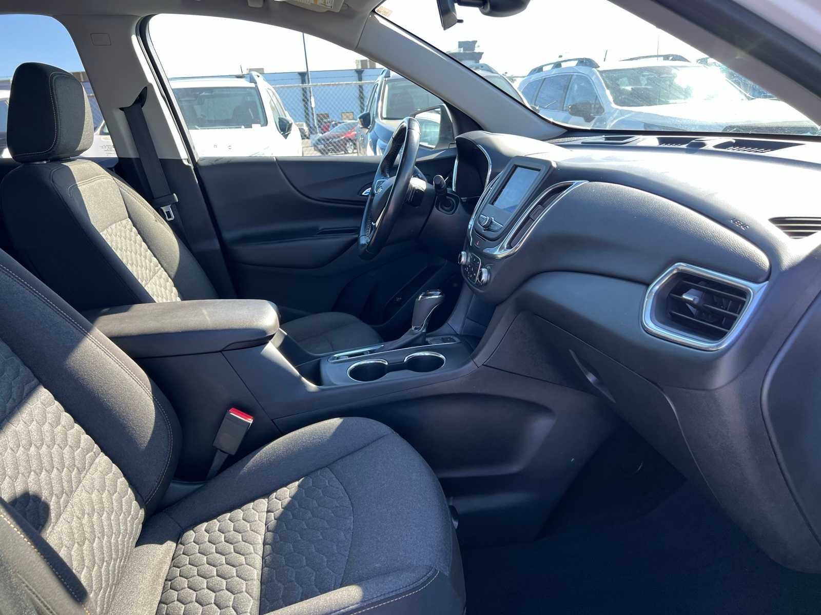 Thumbnail: 2020 Chevrolet Equinox - 27