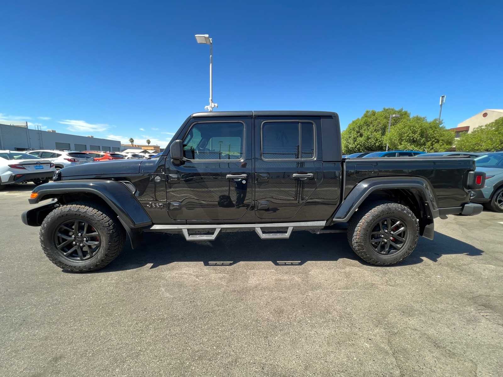 Thumbnail: 2022 Jeep Gladiator - 2