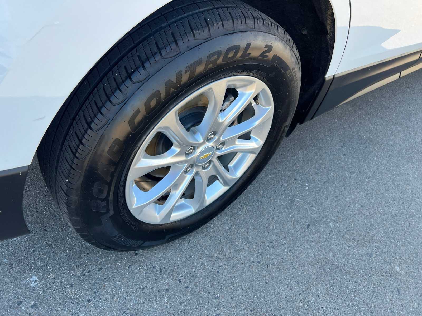 Thumbnail: 2020 Chevrolet Equinox - 21