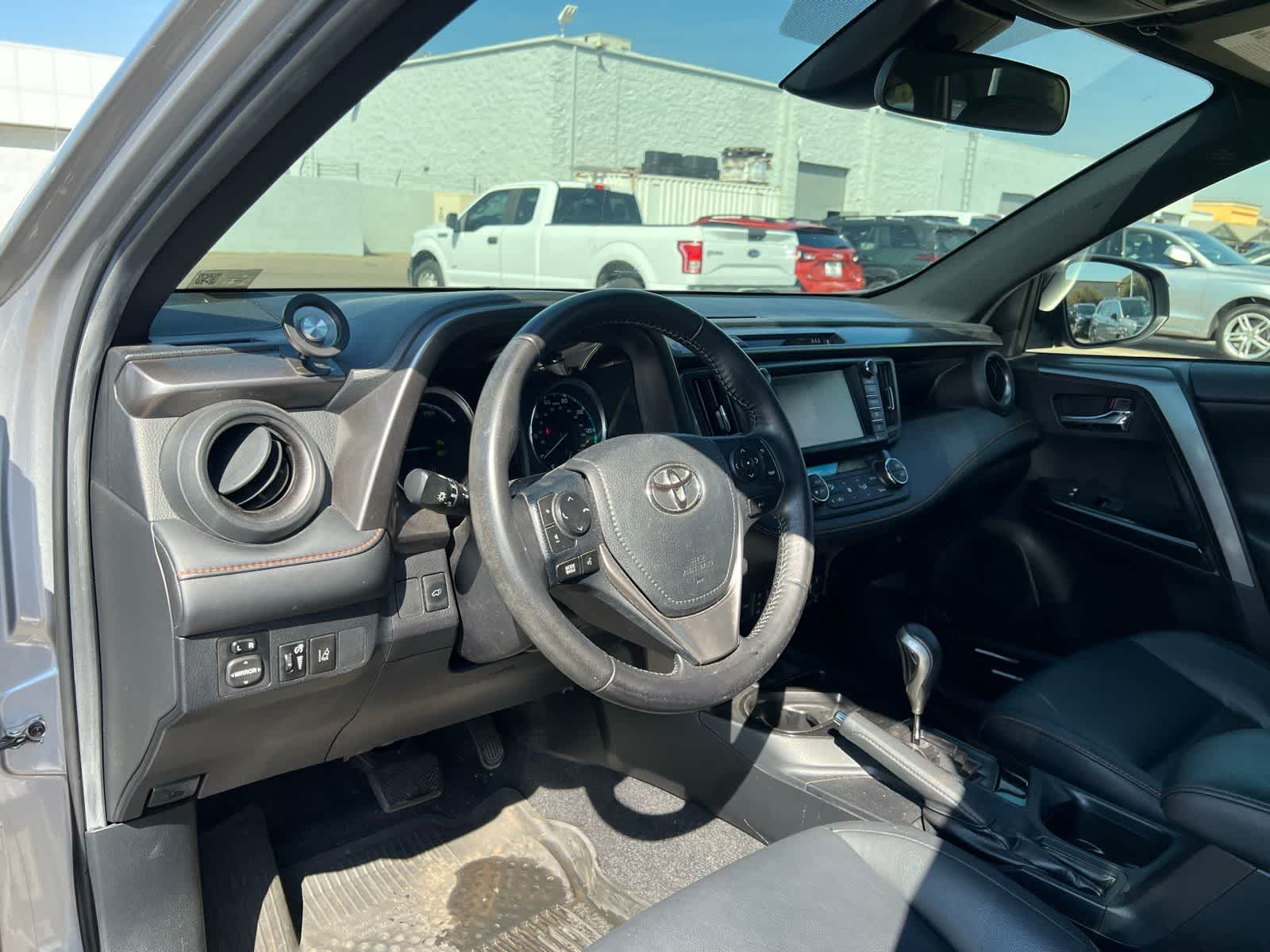 Thumbnail: 2017 Toyota RAV4 - 13