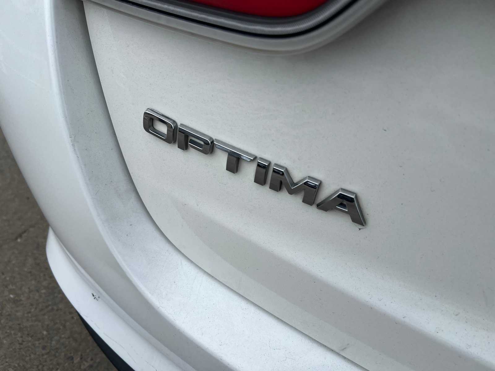 Thumbnail: 2016 Kia Optima - 5