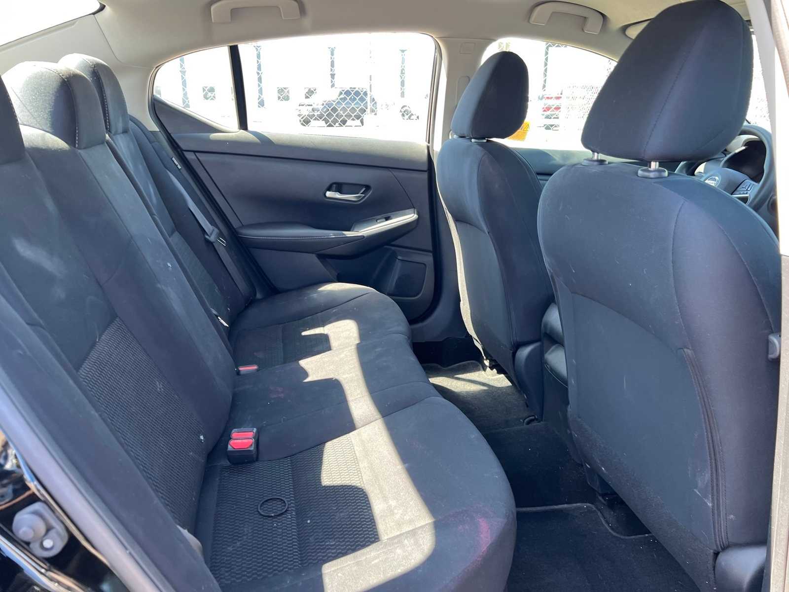 2022 Nissan Sentra S 22