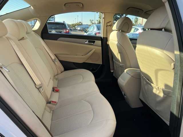 Thumbnail: 2015 Hyundai Sonata - 22