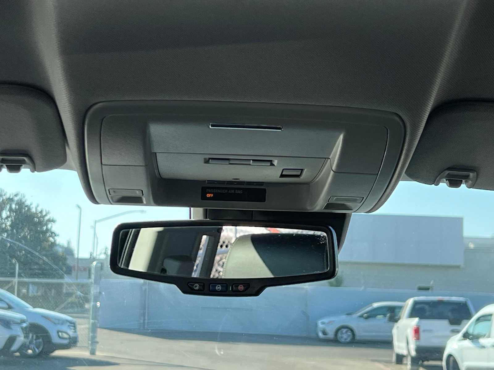 Thumbnail: 2018 Chevrolet Silverado 1500 - 29