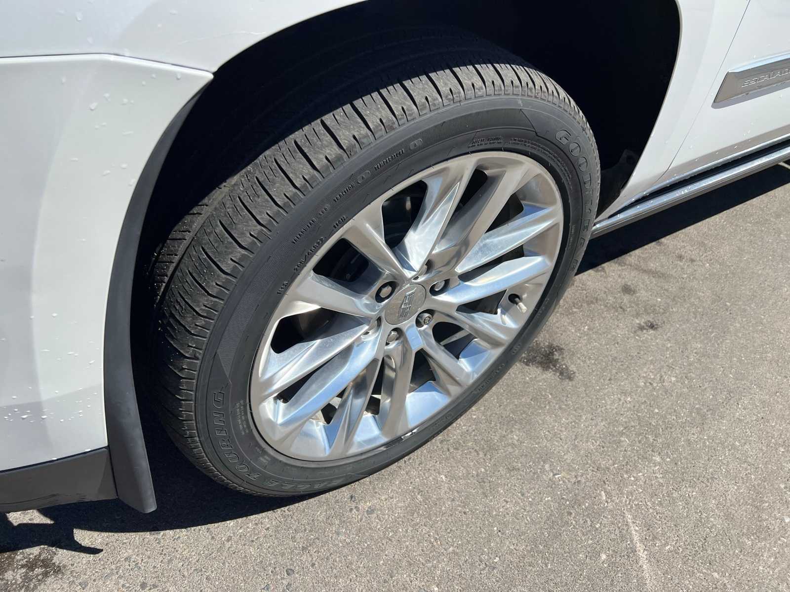 Thumbnail: 2018 Cadillac Escalade - 12