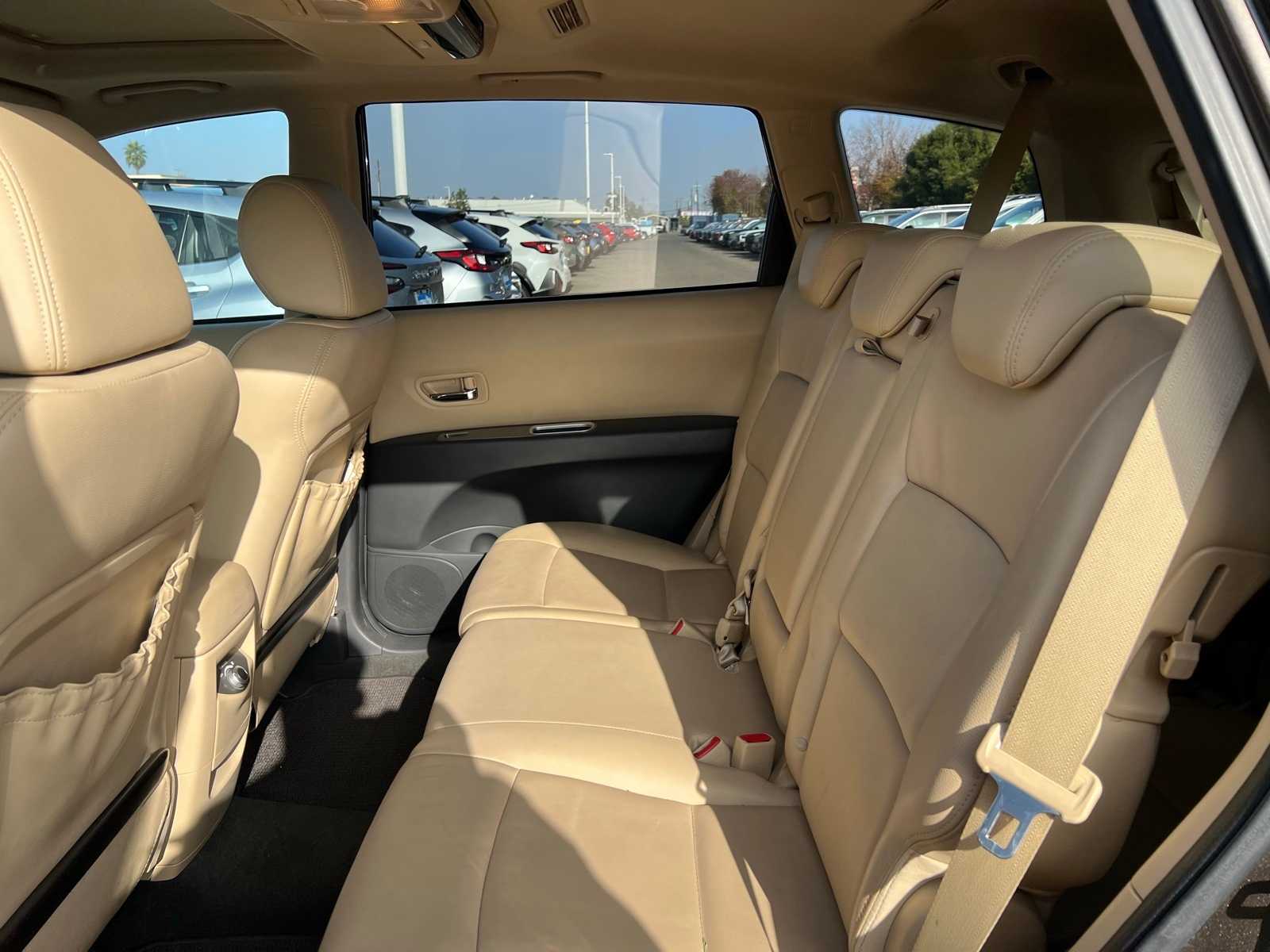 Thumbnail: 2008 Subaru Tribeca - 19