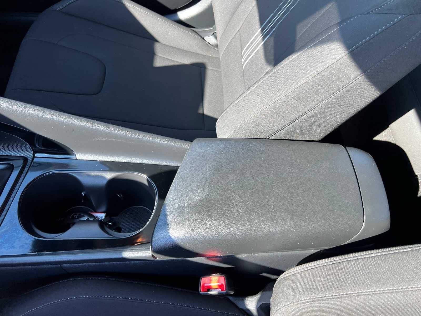 Thumbnail: 2024 Hyundai Elantra - 40