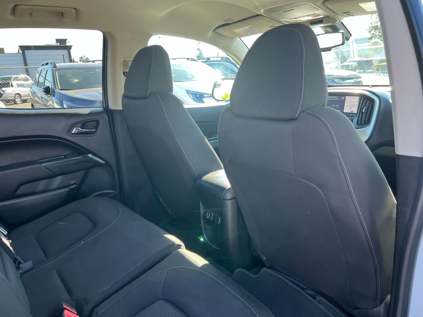 Thumbnail: 2022 Chevrolet Colorado - 22