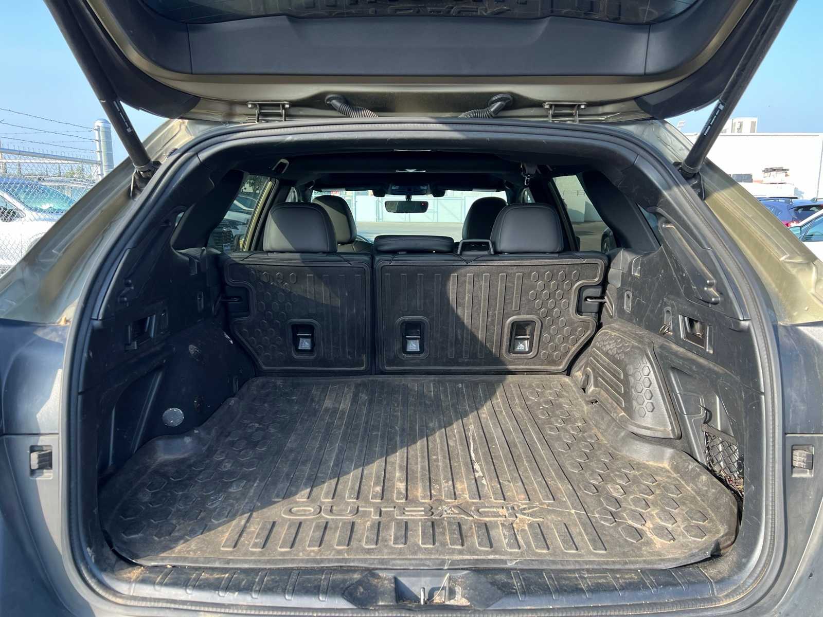 Thumbnail: 2022 Subaru Outback - 8