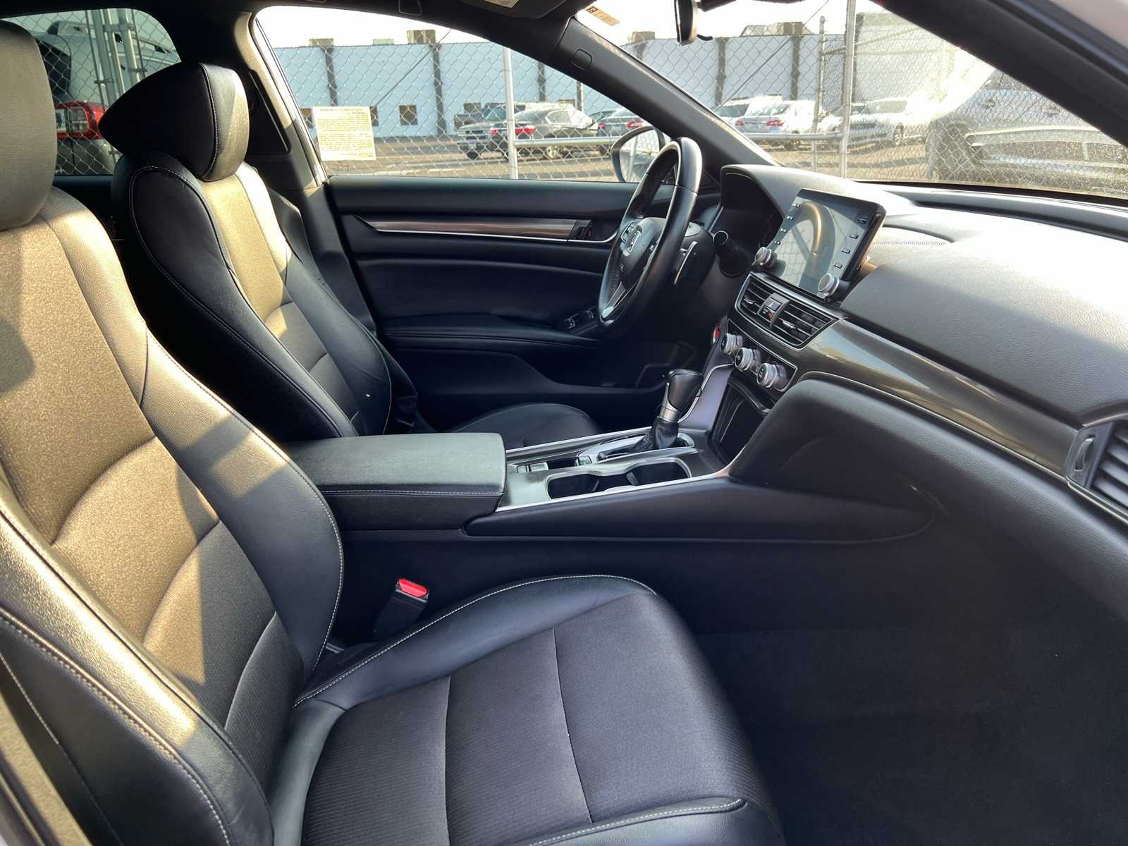 Thumbnail: 2019 Honda Accord - 27