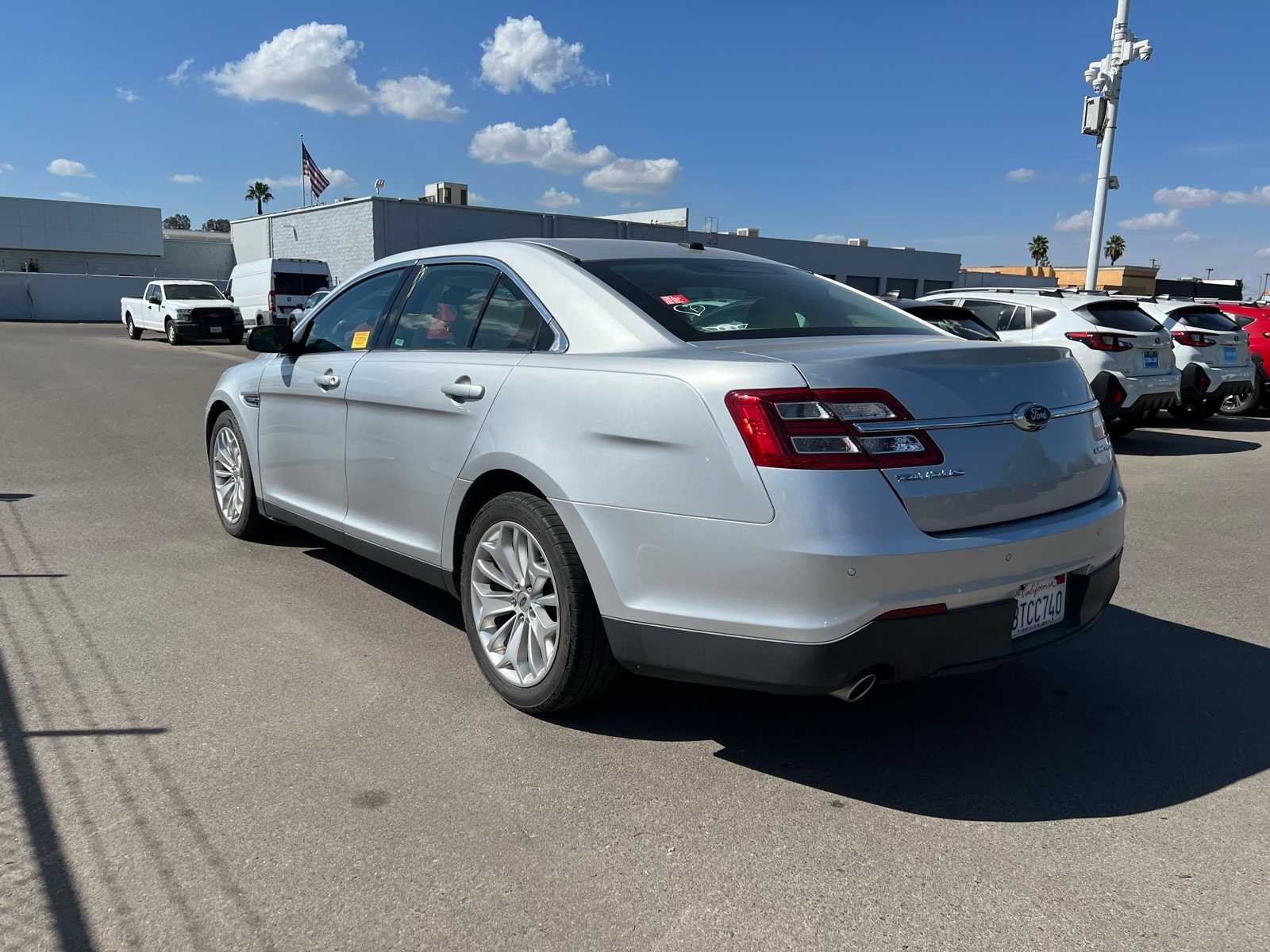 Thumbnail: 2019 Ford Taurus - 3