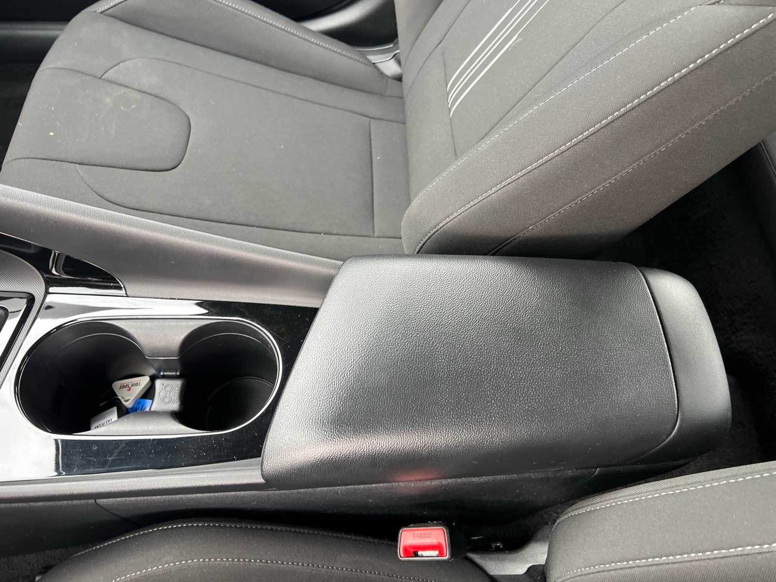 Thumbnail: 2023 Hyundai Elantra - 39