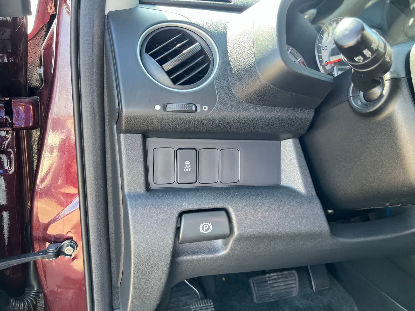 Thumbnail: 2013 Honda Pilot - 31