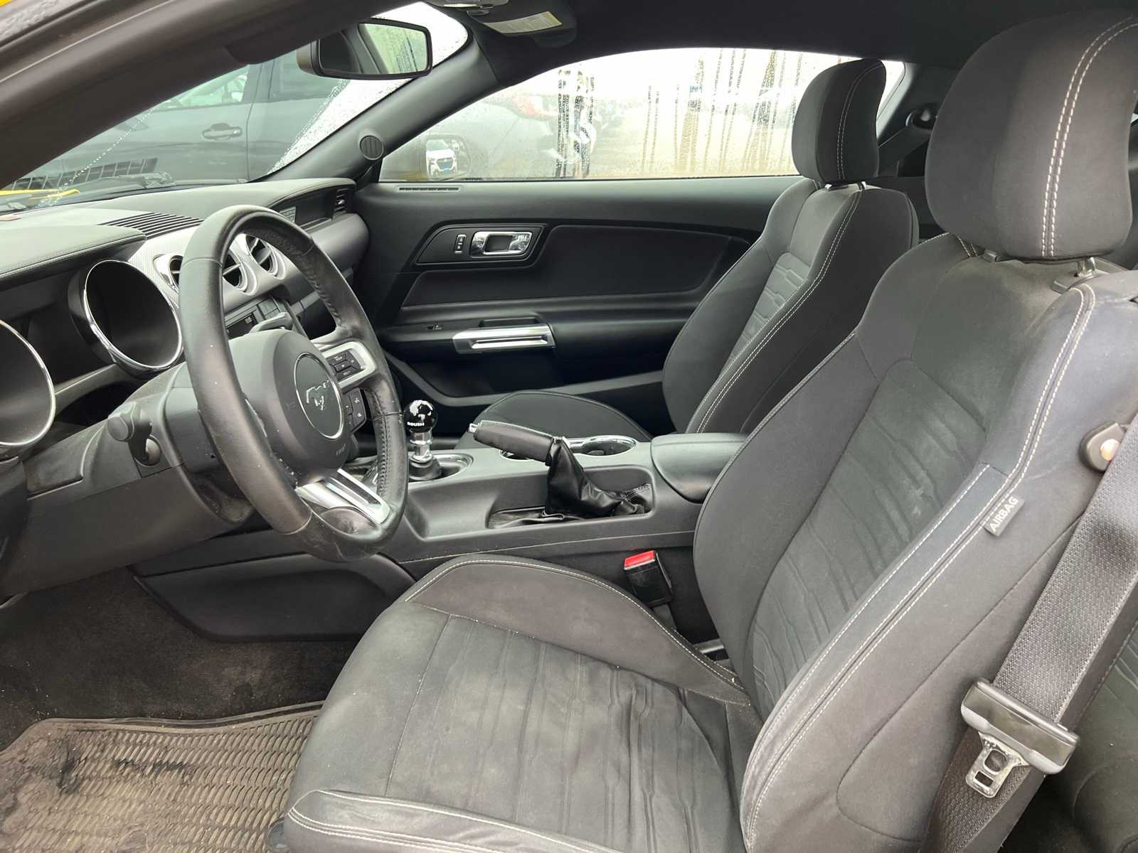 Thumbnail: 2015 Ford Mustang - 13