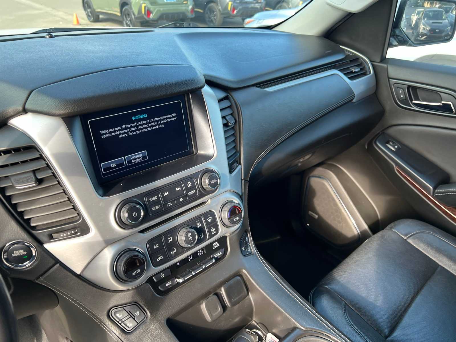 Thumbnail: 2019 GMC Yukon - 37