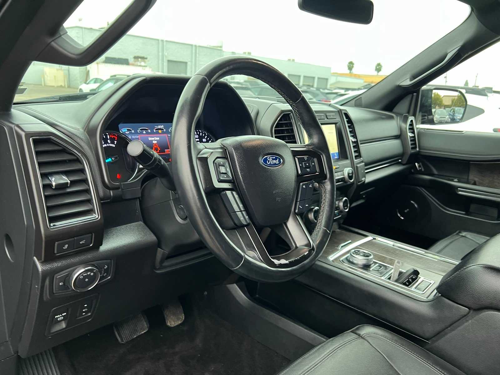 Thumbnail: 2020 Ford Expedition MAX - 15